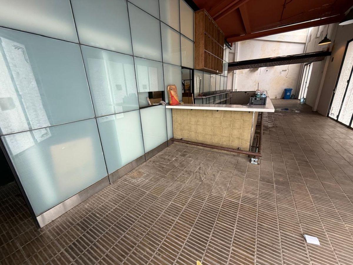 Foto de Unico local comercial en esquina sobre Av. Cramer 3200. 380m2 en Nuñez, imagen 5
