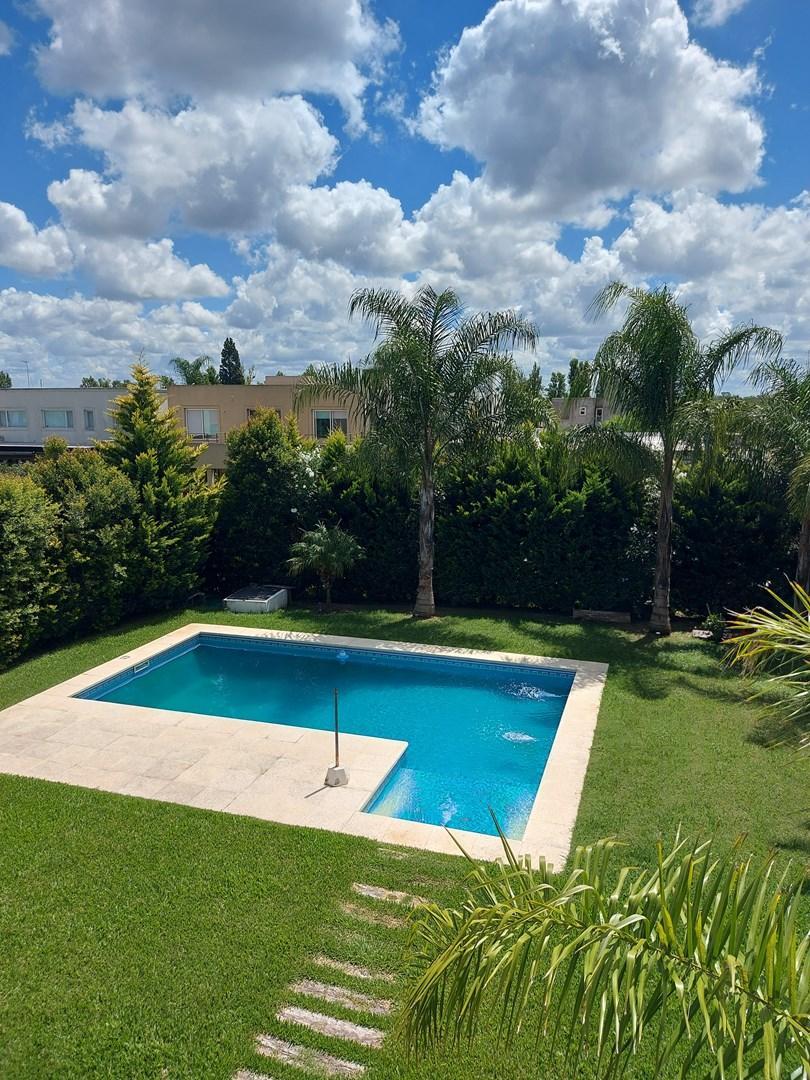 Casa en Venta en Santa Guadalupe, Pilar del Este, Pilar