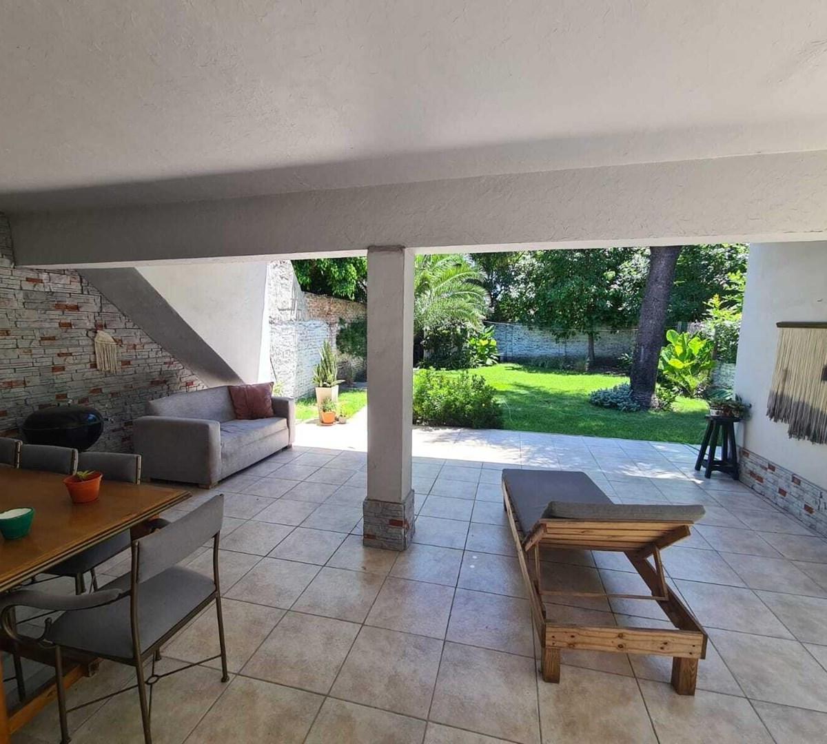 Casa en Venta Ubicado en San Fernando, G. B. a. Zona Norte, Argentina 3