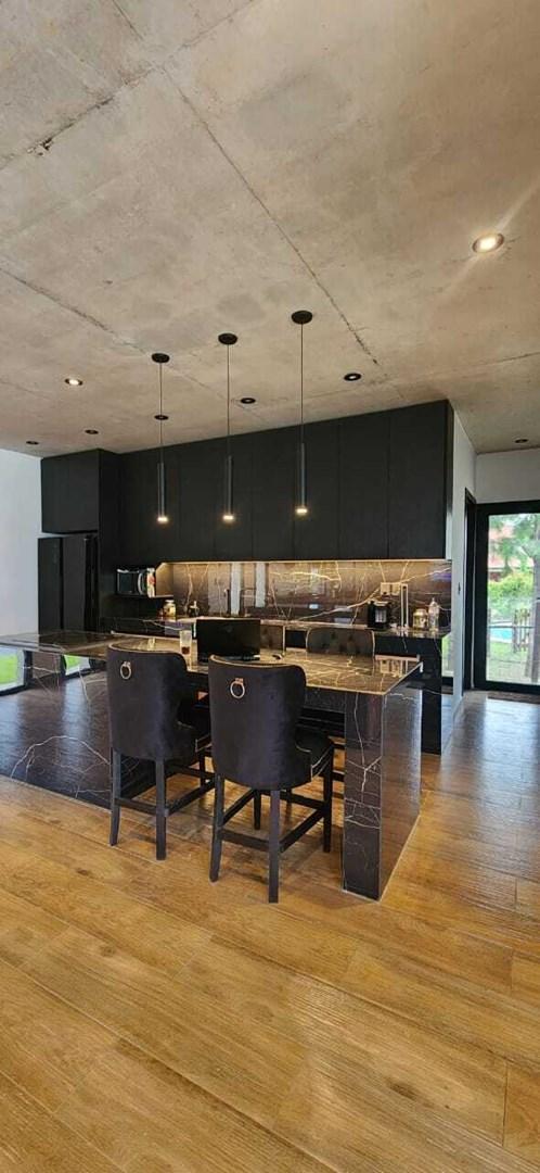 Foto de Casa Chalet en Alquiler en Villanueva, Tigre, G.B.A. Zona Norte, imagen 3