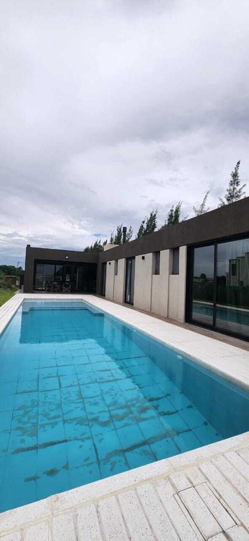Casa Chalet en Alquiler en Villanueva, Tigre, G.B.A. Zona Norte