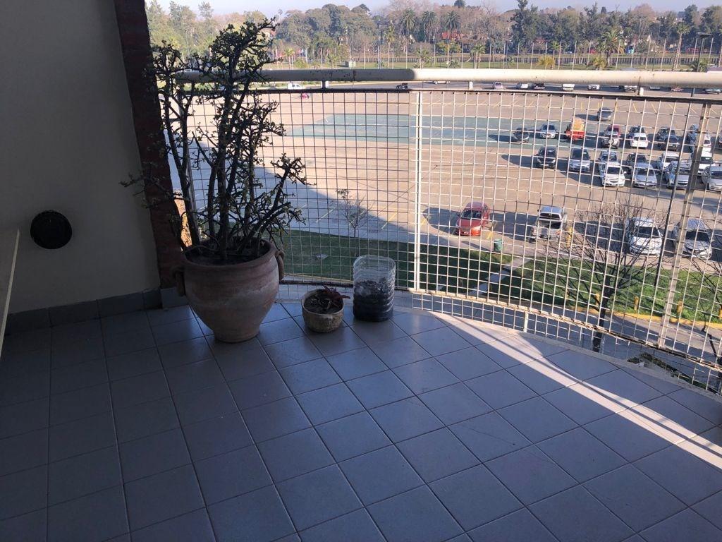 Foto de Departamento en Alquiler en Tigre, G.B.A. Zona Norte, Argentina, imagen 1