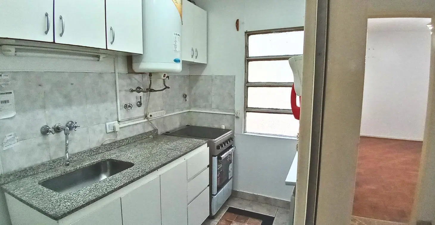 Departamento de 3 ambientes en alquiler en Liniers Versalles 3