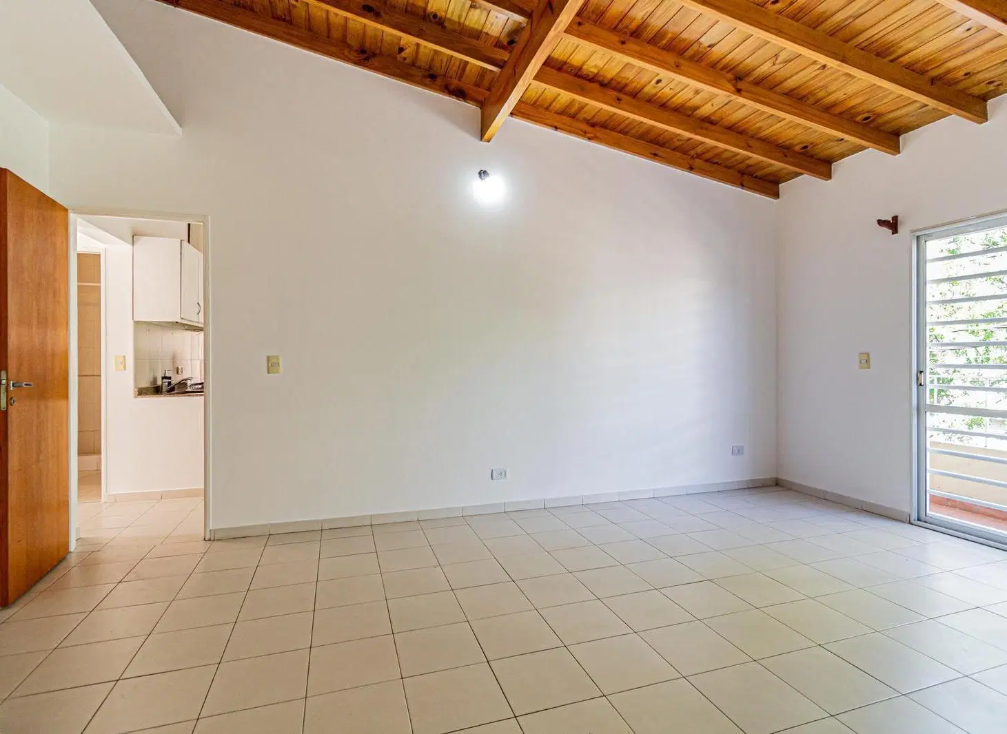 ¡Como una casa! 3 Ambientes con Cochera, Terraza y SIN EXPENSAS en Ciudadela Venta 5