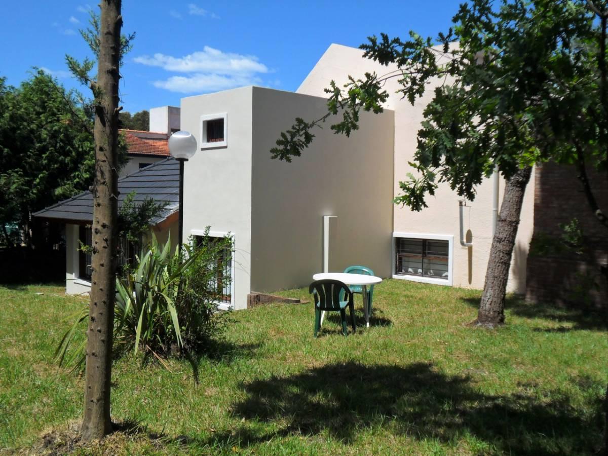 Excelente Chalet 6 amb a pie de la playa. GESELL NORTE.