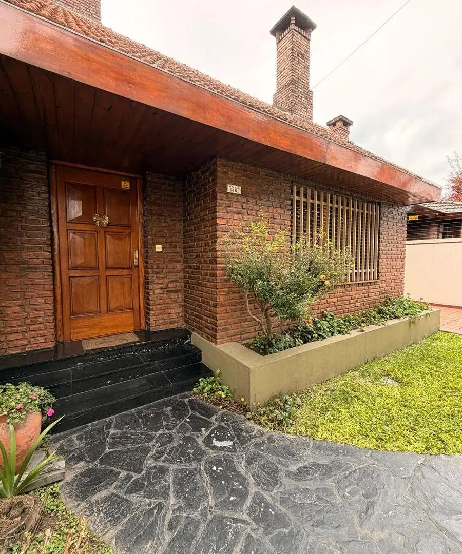 Casa en Ramos Mejia 5