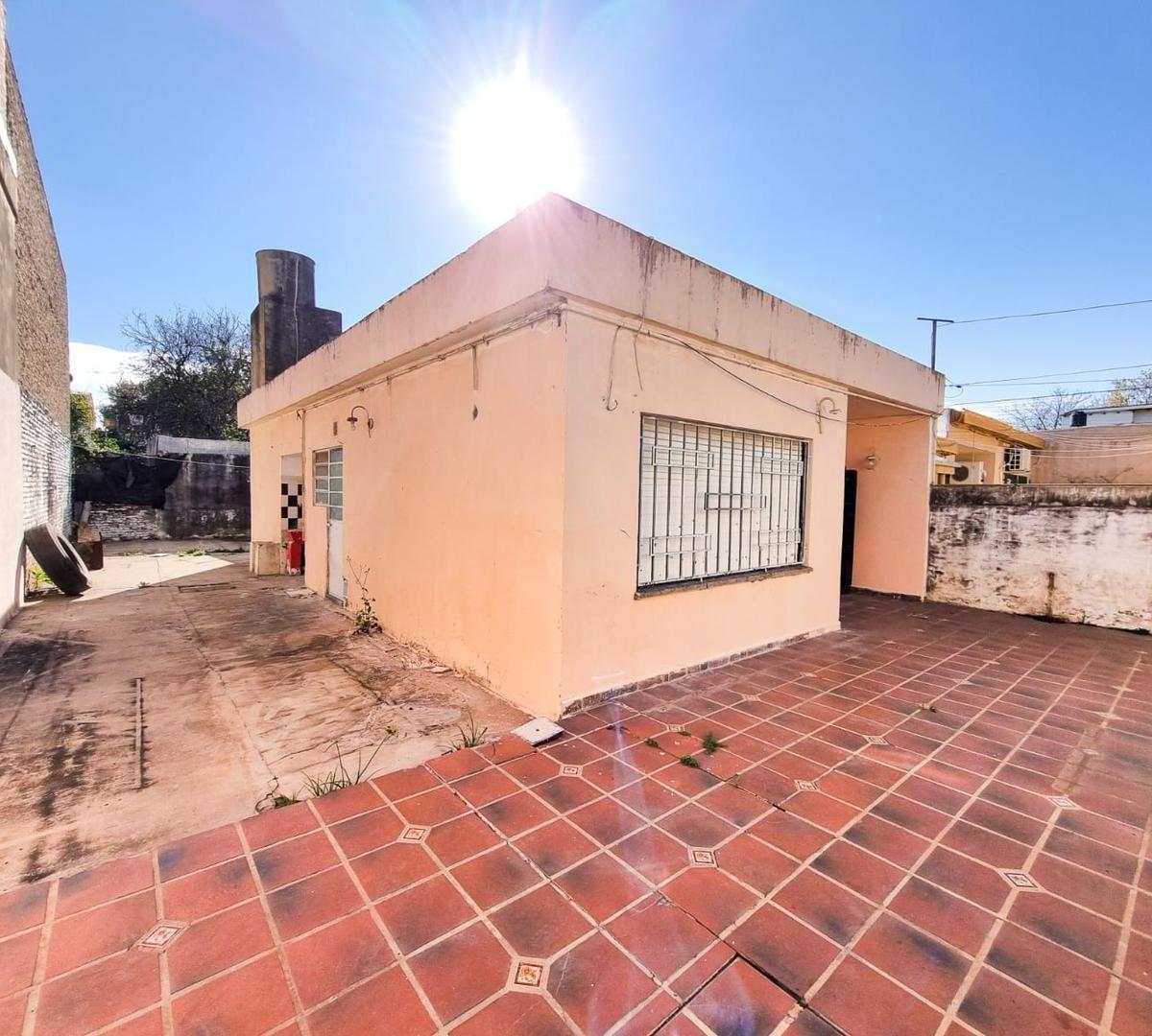 CASA 3 DORMITORIOS -BARRIO BELGRANO - PAMPA 5900