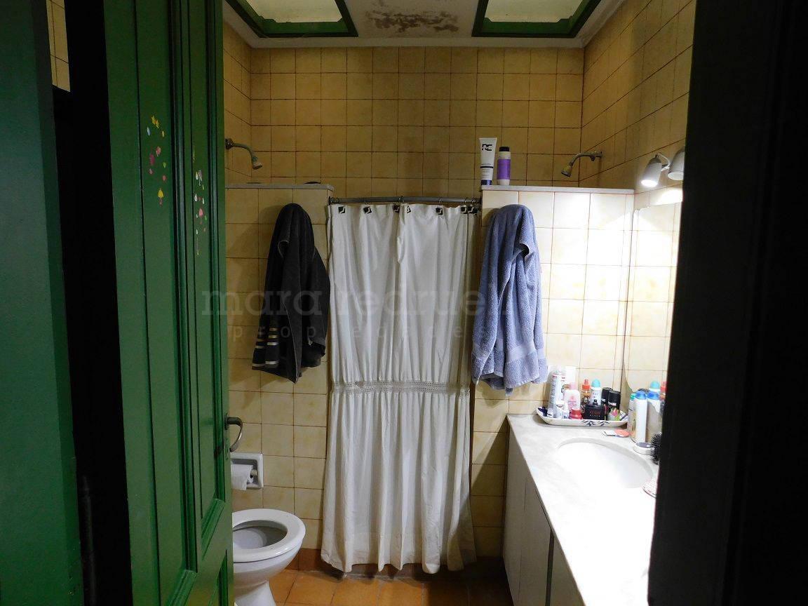 Foto de CASA EN VENTA EN EL CENTRO DE CHASCOMUS CON GRAN PARQUE Y PILETA, imagen 5