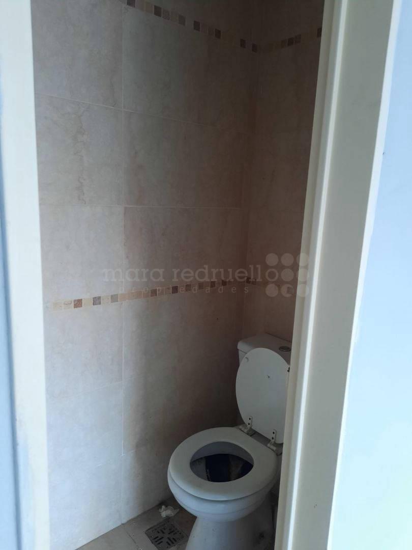 Venta Local en Chascomus 5