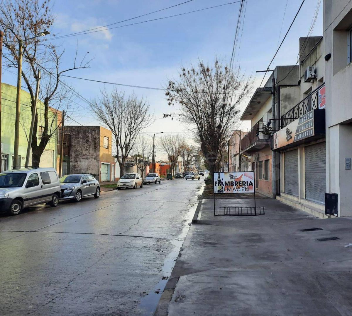 Venta Local en Chascomus 4
