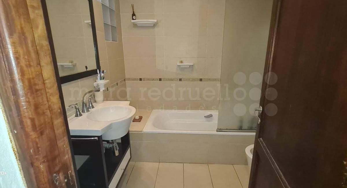 Casa Antigua 3 Dorm. en Centro Chascomus 1