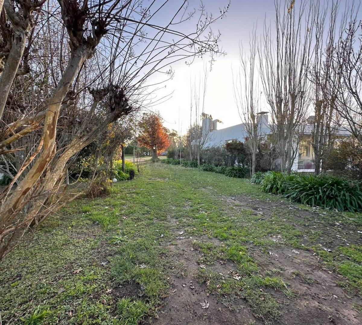 Venta de Lote en Golf Country Chascomus 1