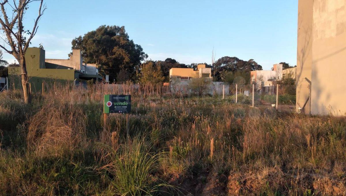 Lote de 707 m² a 400 Mtros de La Laguna de Chascomus 5