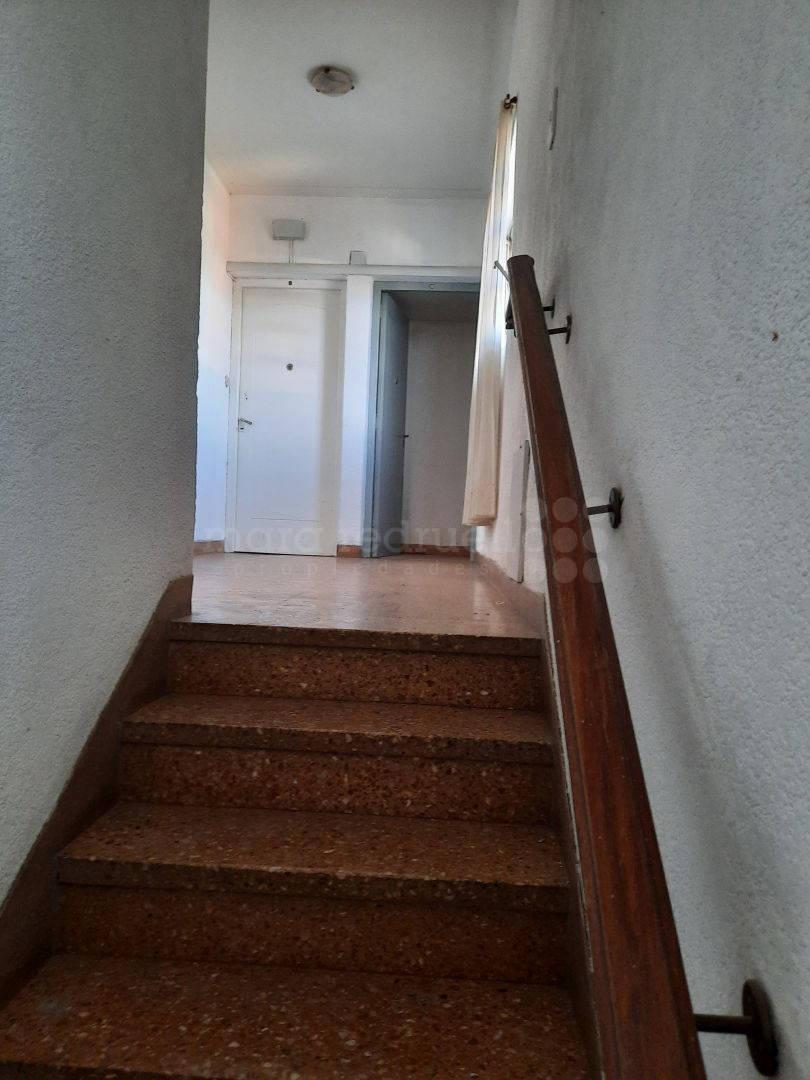 (Propiedad Suspendida) Dpto Venta en Esquina Centro Chascomus 2 Dorm a Reciclar 4