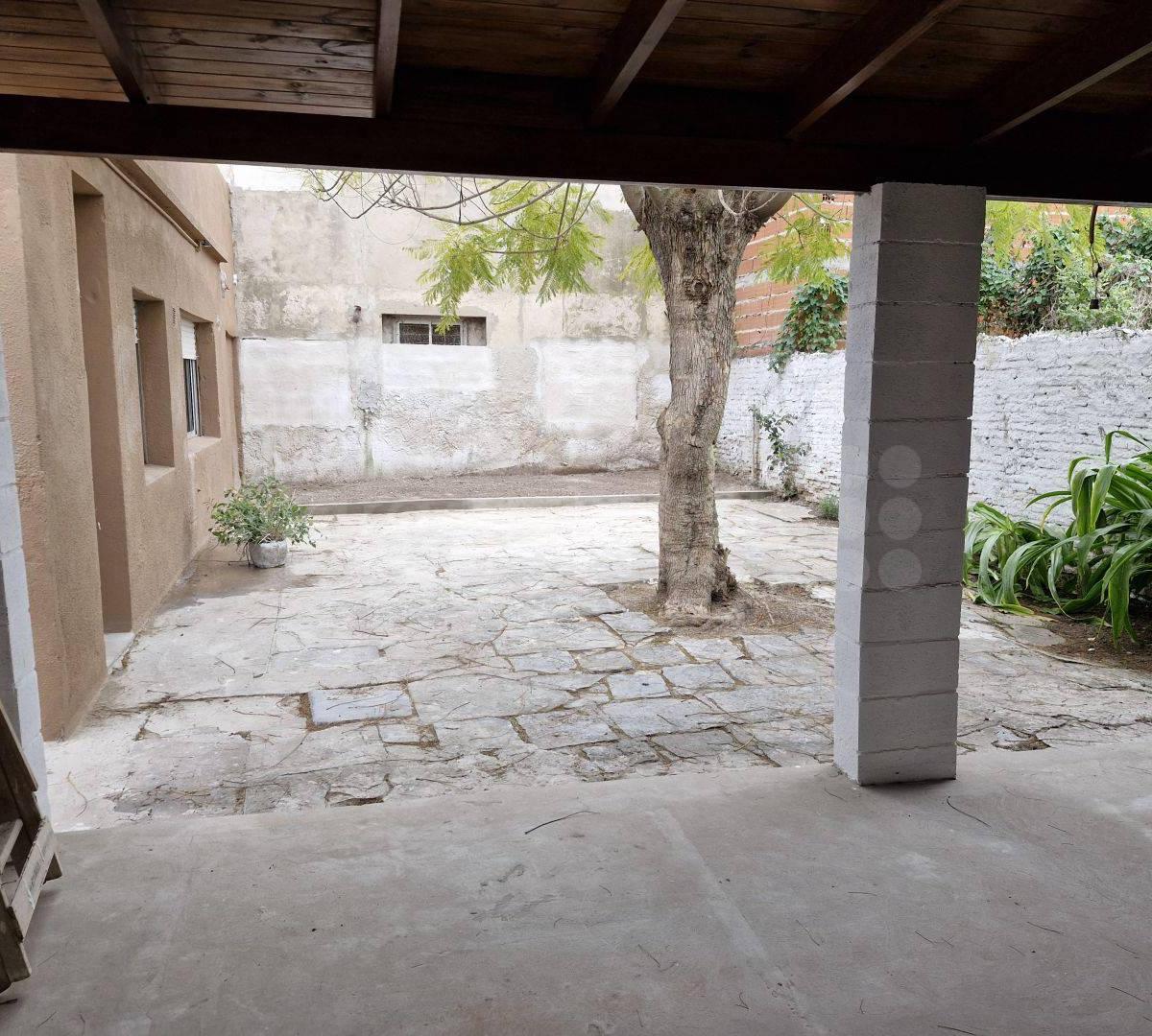 Casa Centro Chascomus 3 Dorm, 2 Patios 4