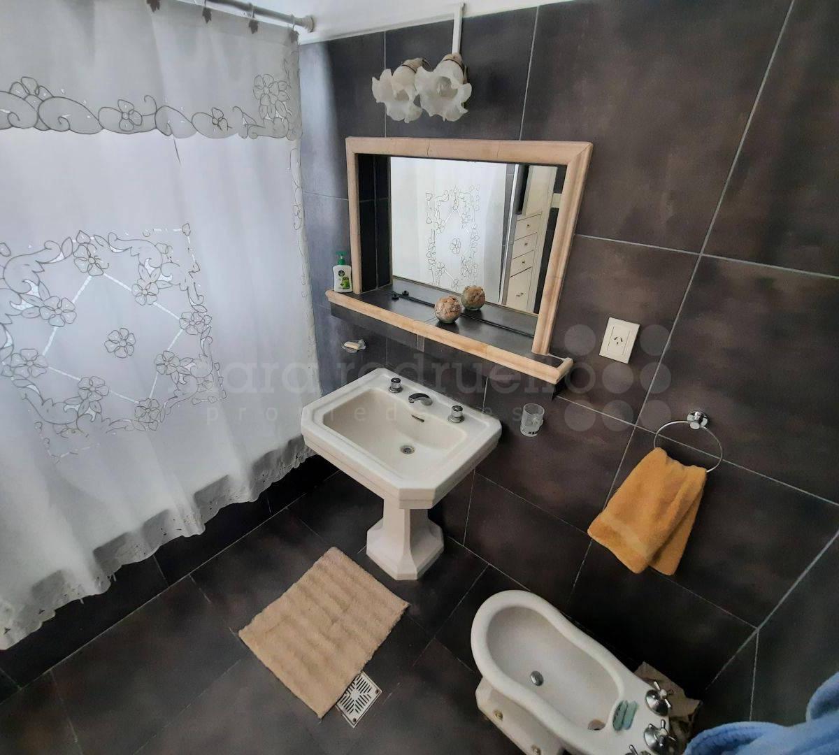 Venta Casa con Pileta en Chascomus 5
