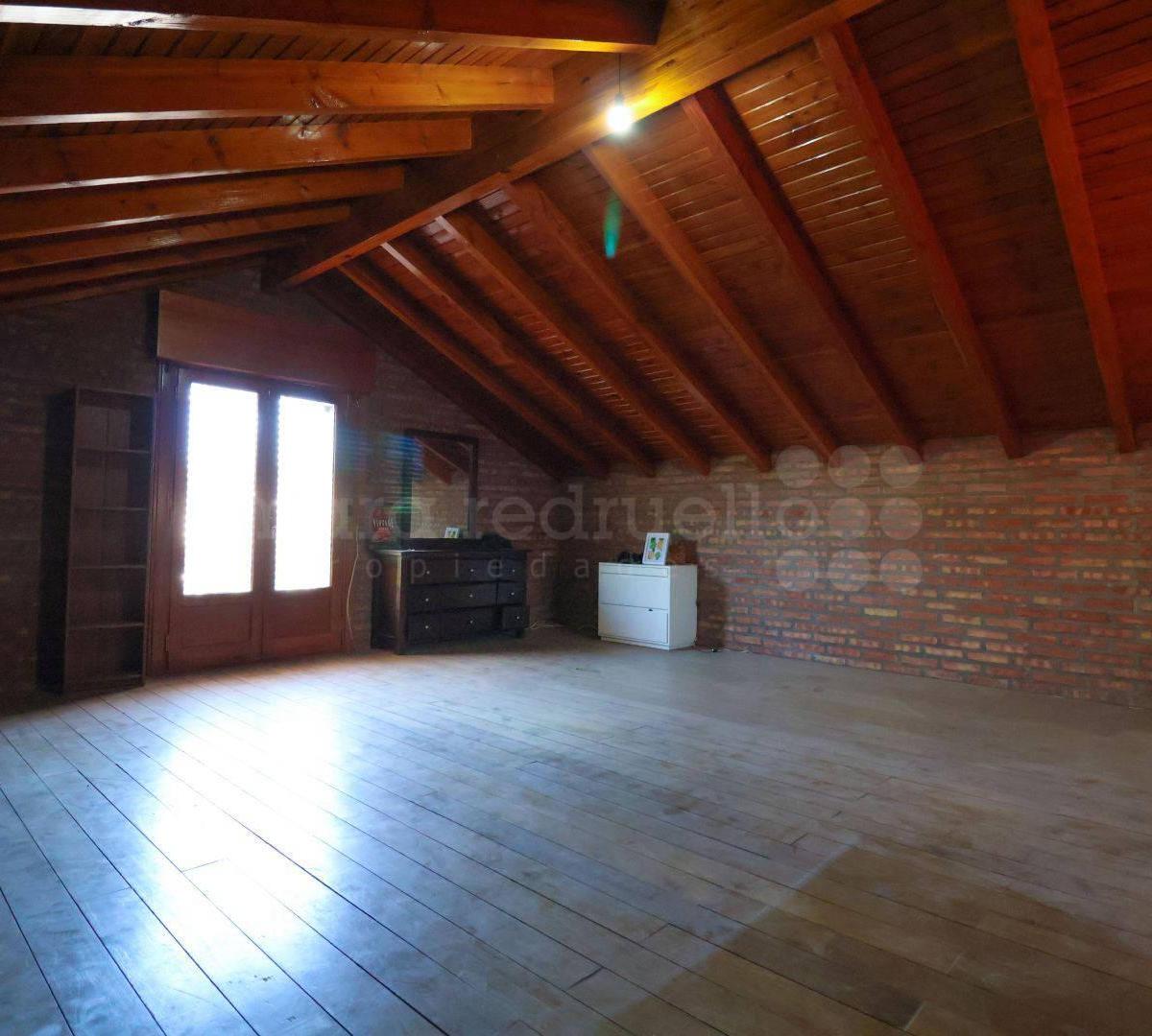 Venta de Casa Ejecutiva en Cipolletti 4