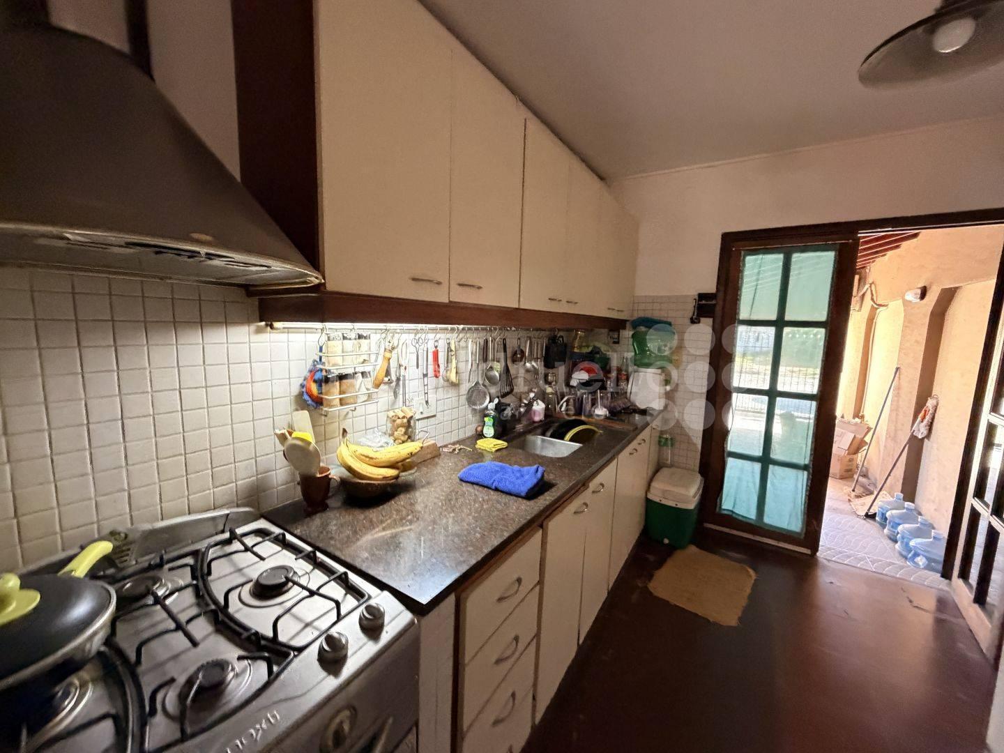 Foto de CASA EN VENTA CHASCOMUS 4 DORMITORIOS SOLIDA COMPACTA CERCA DE COLEGIOS, imagen 4