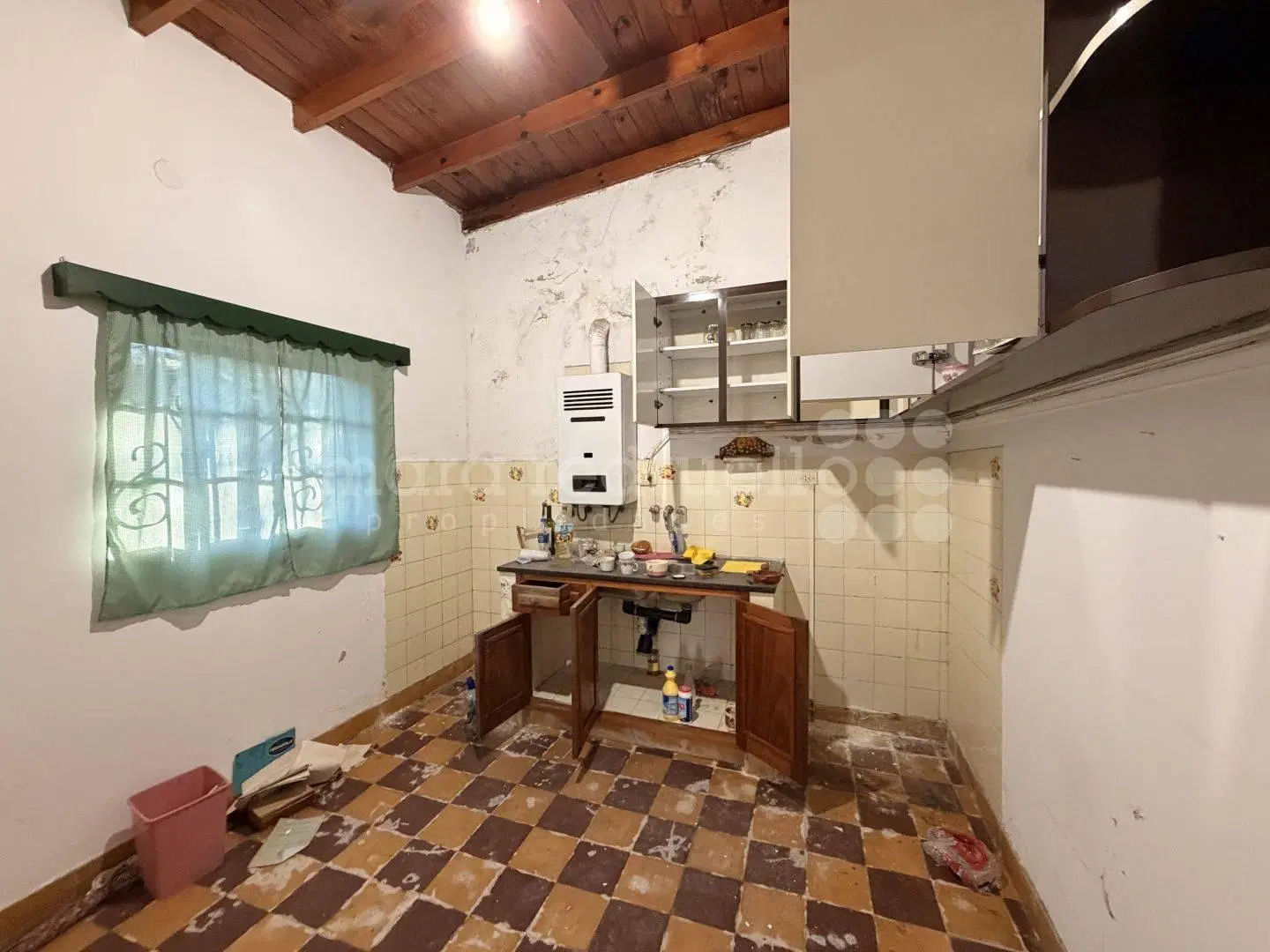 VENTA DE CASA DE 2 DORMITORIOS EN BARRIO FATIMA CERCA DE LA LAGUNA SOBRE VARELA 5