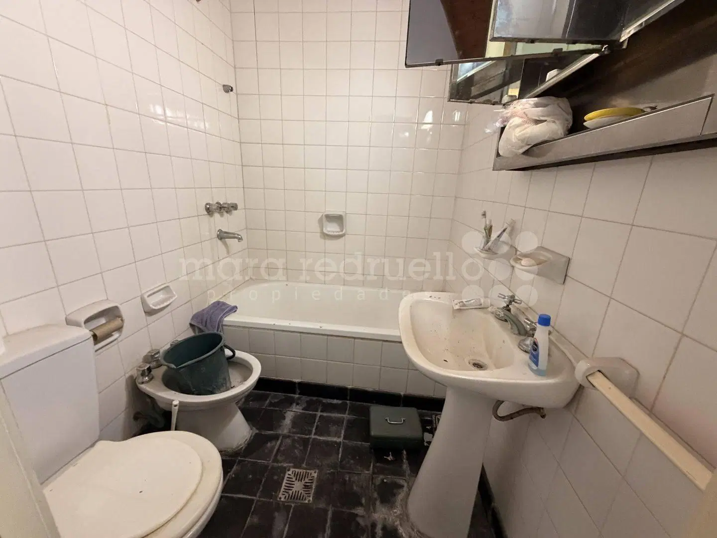 VENTA DE CASA DE 2 DORMITORIOS EN BARRIO FATIMA CERCA DE LA LAGUNA SOBRE VARELA 5