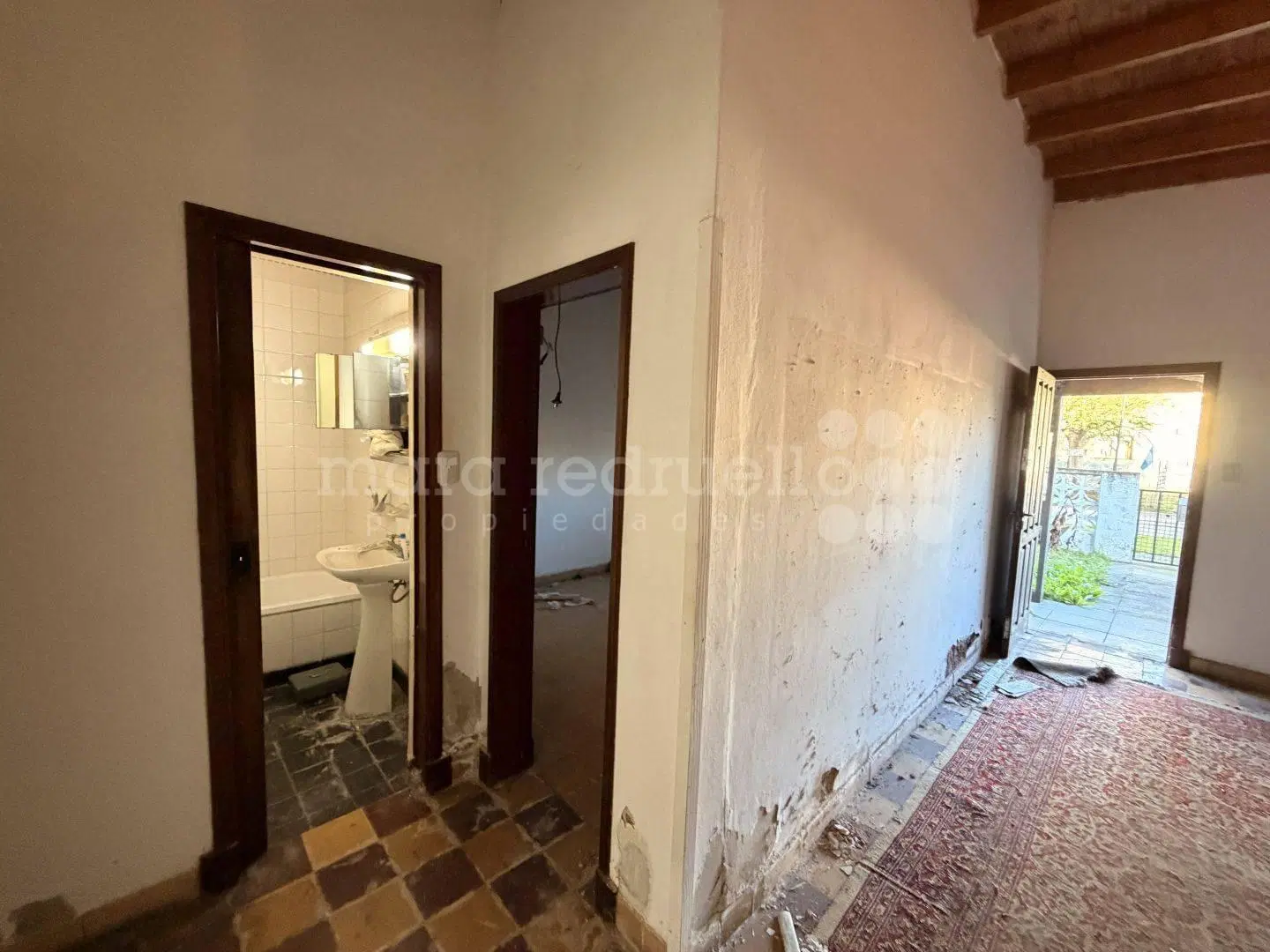 VENTA DE CASA DE 2 DORMITORIOS EN BARRIO FATIMA CERCA DE LA LAGUNA SOBRE VARELA 4