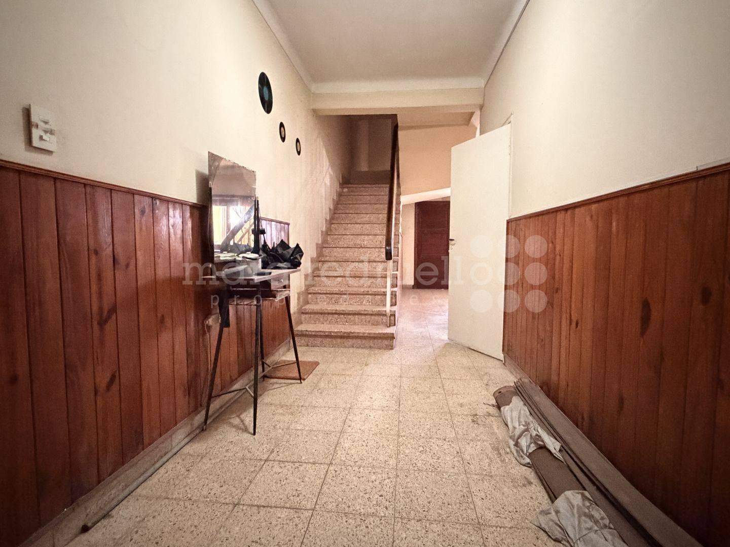 Foto de CASA EN VENTA DE 4 DORMITORIOS EN EL CENTRO CHASCOMUS LAGUNA, imagen 3