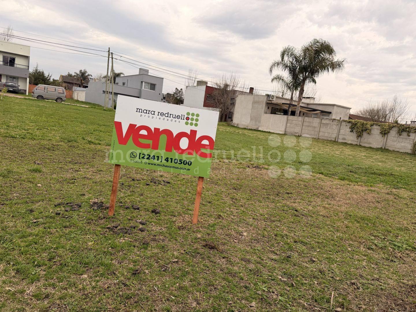 Foto de VENTA DE LOTE CON TODOS LOS SERVICIOS A 1 CUADRA DE LA LAGUNA, imagen 2