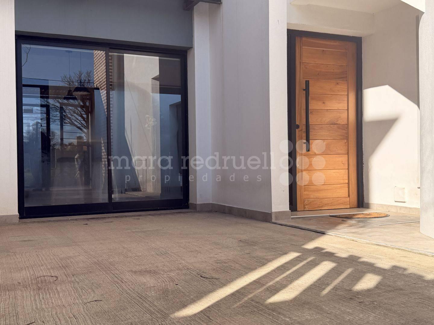 Foto de VENTA CASA 2 DORM. P.BAJA, CENTRO CHASCOMUS. EXCELENTE ESTADO. COCHERA, imagen 5