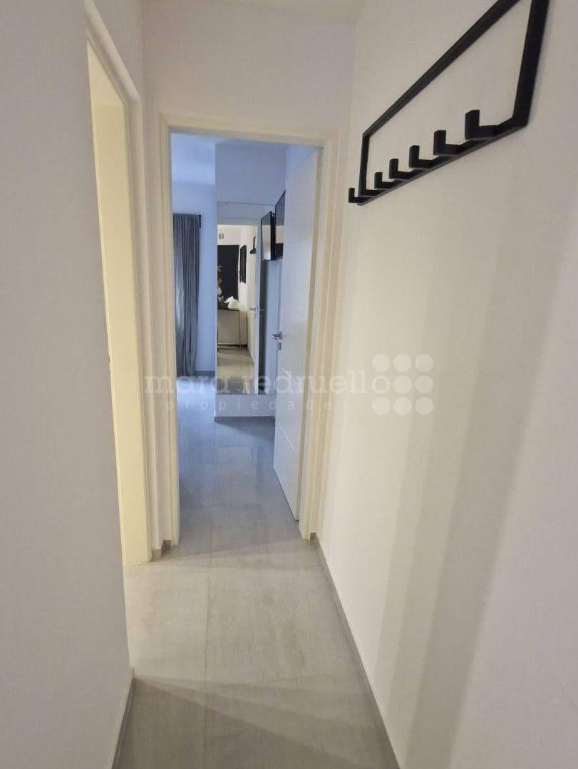 Foto de VENTA DEPTO 1 DORM TERRAZA PRIVADA 3 CUADRAS LAGUNA CHASCOMUS AMOBLADO, imagen 4