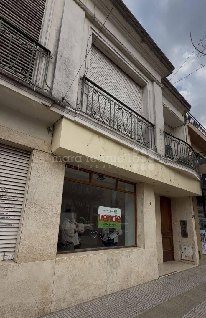 Foto de CASA LOCAL Y DEPTO FRENTE AL CLUB SOCIAL CHASCOMUS, imagen 1