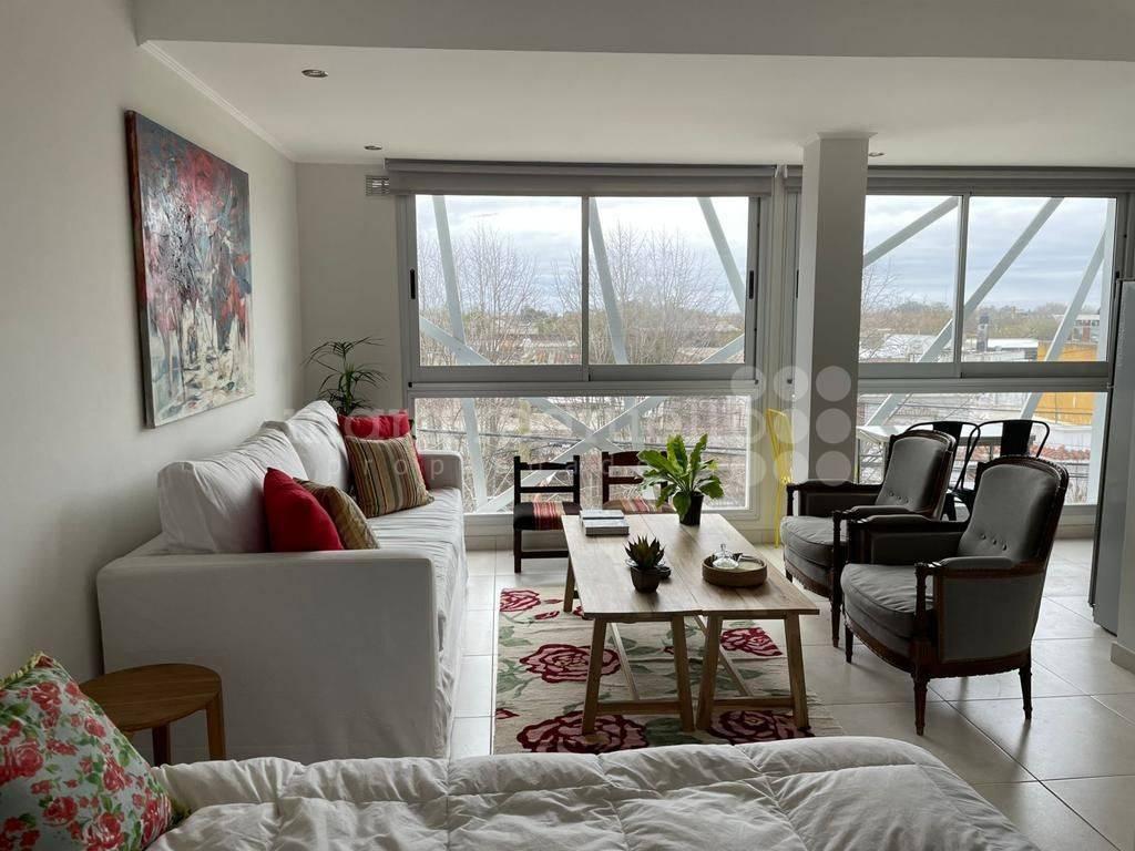Foto de VENTA DEPARTAMENTO MONOAMBIENTE AMOBLADO EN EL CENTRO DE LA CIUDAD, imagen 1