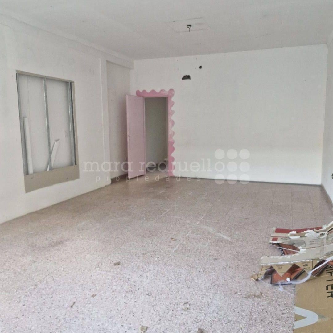 Foto de VENTA LOCAL ALQUILADO 7.40 mts DE FRENTE MEJOR CUADRA COMERCIAL DE, imagen 4