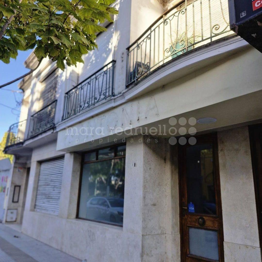 Foto de IMPORTANTE CASA DE ESTILO A REFACCIONAR A 1 CUADRA DE LA CATEDRAL DE, imagen 1