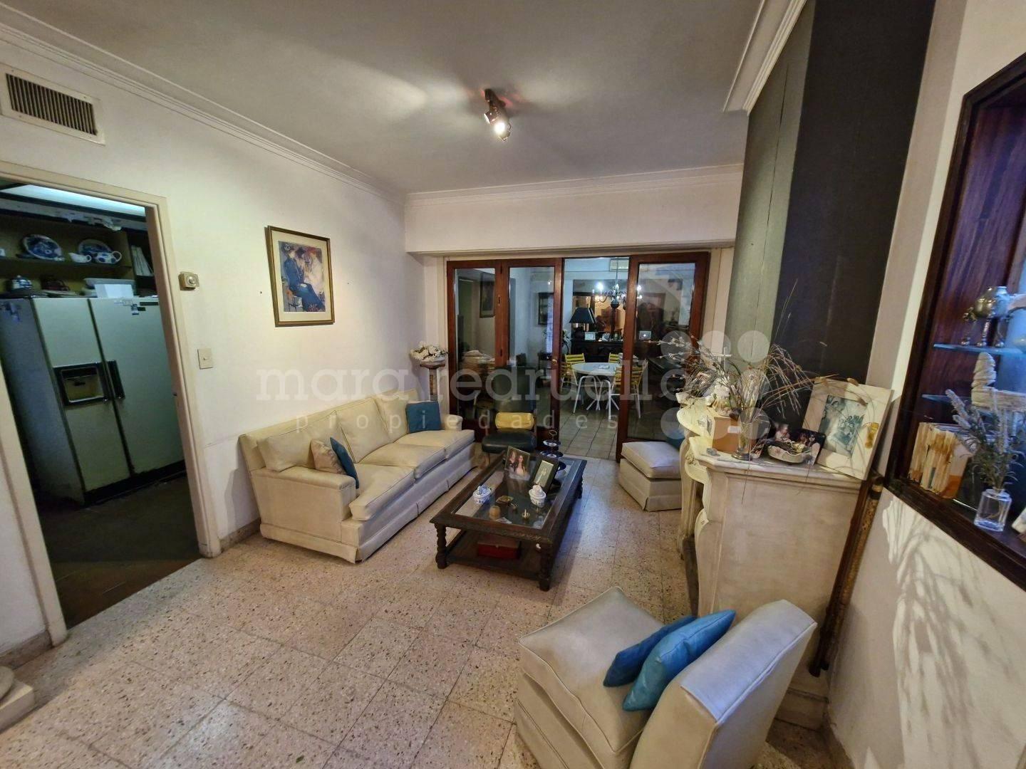 Foto de IMPORTANTE CASA DE ESTILO A REFACCIONAR A 1 CUADRA DE LA CATEDRAL DE, imagen 5
