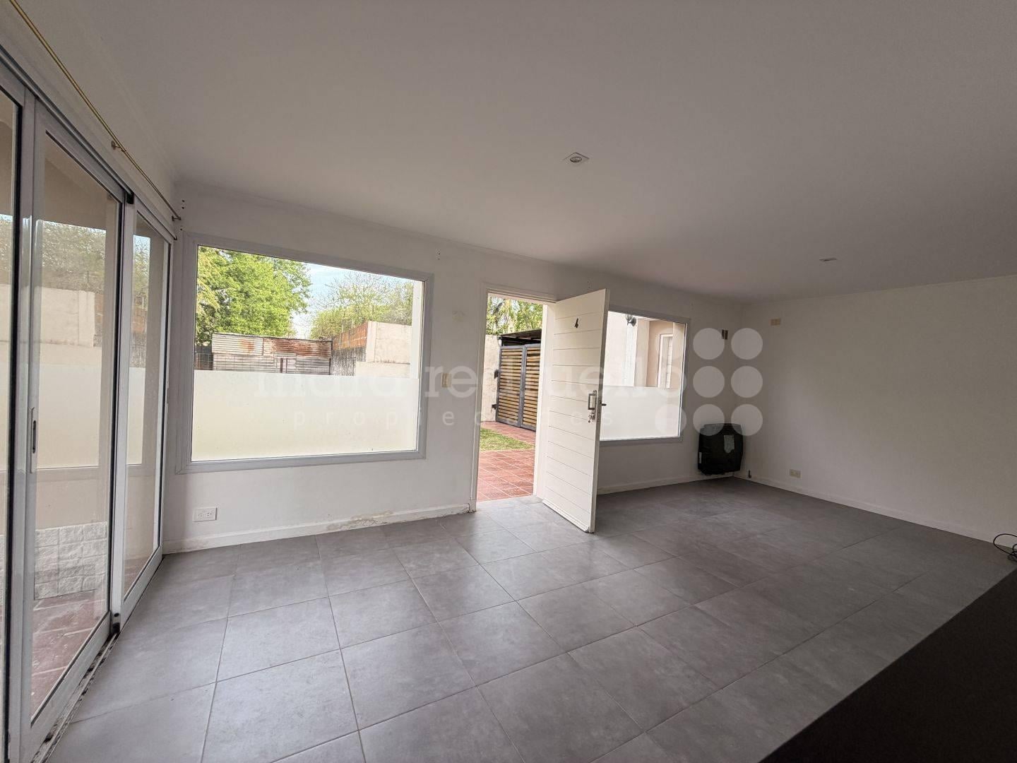 Foto de VENTA DE DUPEX DEPARTAMENTO EN CHASCOMUS ZONA SEGURA Y TRANQUILA CON, imagen 4