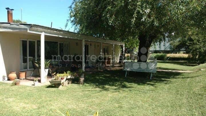 Foto de VTA CASA QUINTA CON GALPON EN CHASCOMUS 3 DORM.PISC, 270 mts2, PARQUE, imagen 2