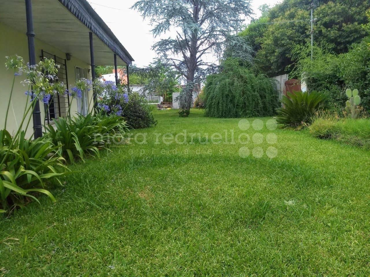 Foto de VTA CASA QUINTA CON GALPON EN CHASCOMUS 3 DORM.PISC, 270 mts2, PARQUE, imagen 1