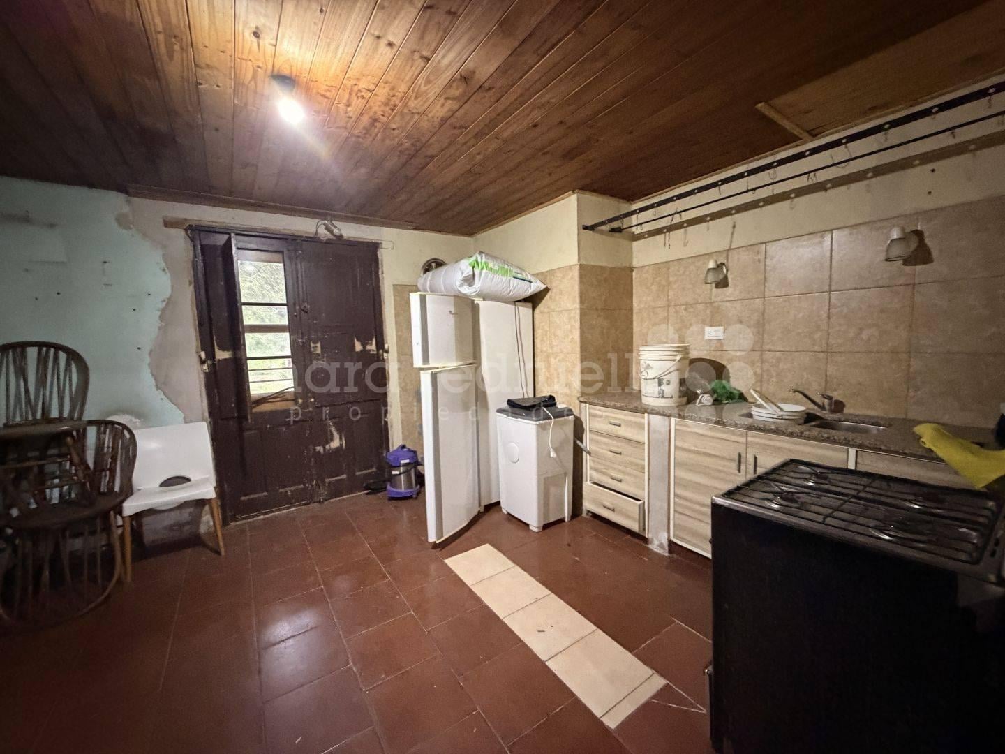 Foto de EN VENTA CASA A REFACCIONAR CENTRO HISTORICO DE CHASCOMUS CASCO ANTIGUO, imagen 4