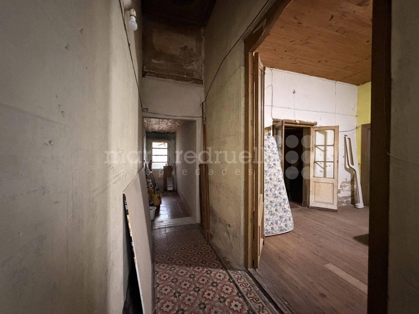 Foto de EN VENTA CASA A REFACCIONAR CENTRO HISTORICO DE CHASCOMUS CASCO ANTIGUO, imagen 2