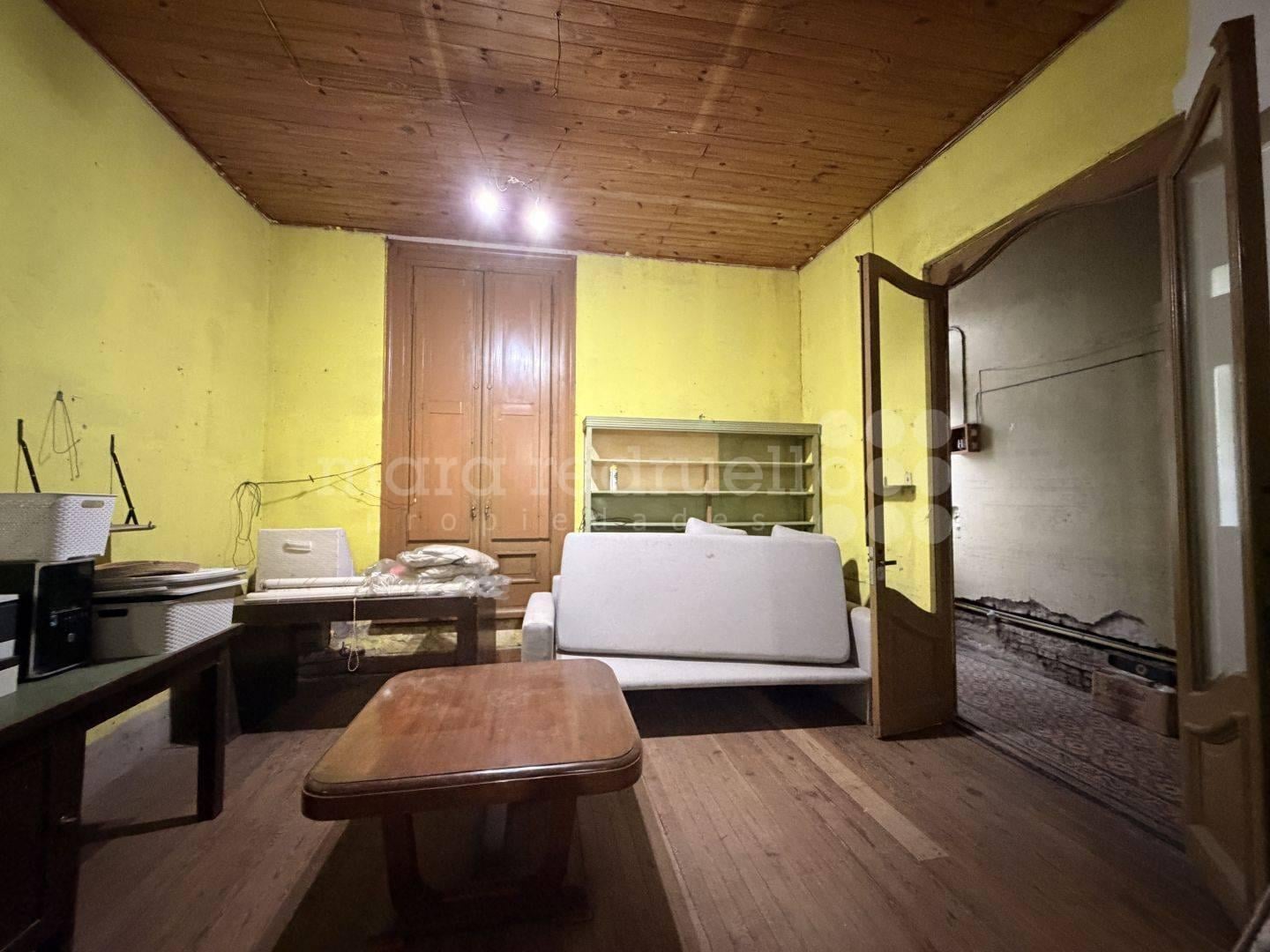 Foto de EN VENTA CASA A REFACCIONAR CENTRO HISTORICO DE CHASCOMUS CASCO ANTIGUO, imagen 3
