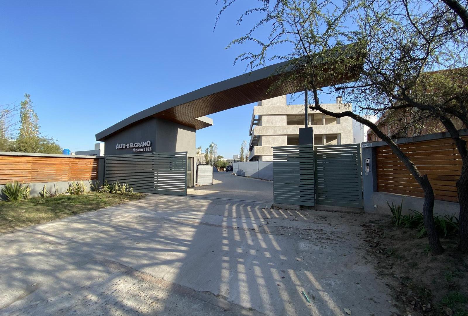 Departamento dos dormitorios en venta en housing zona norte