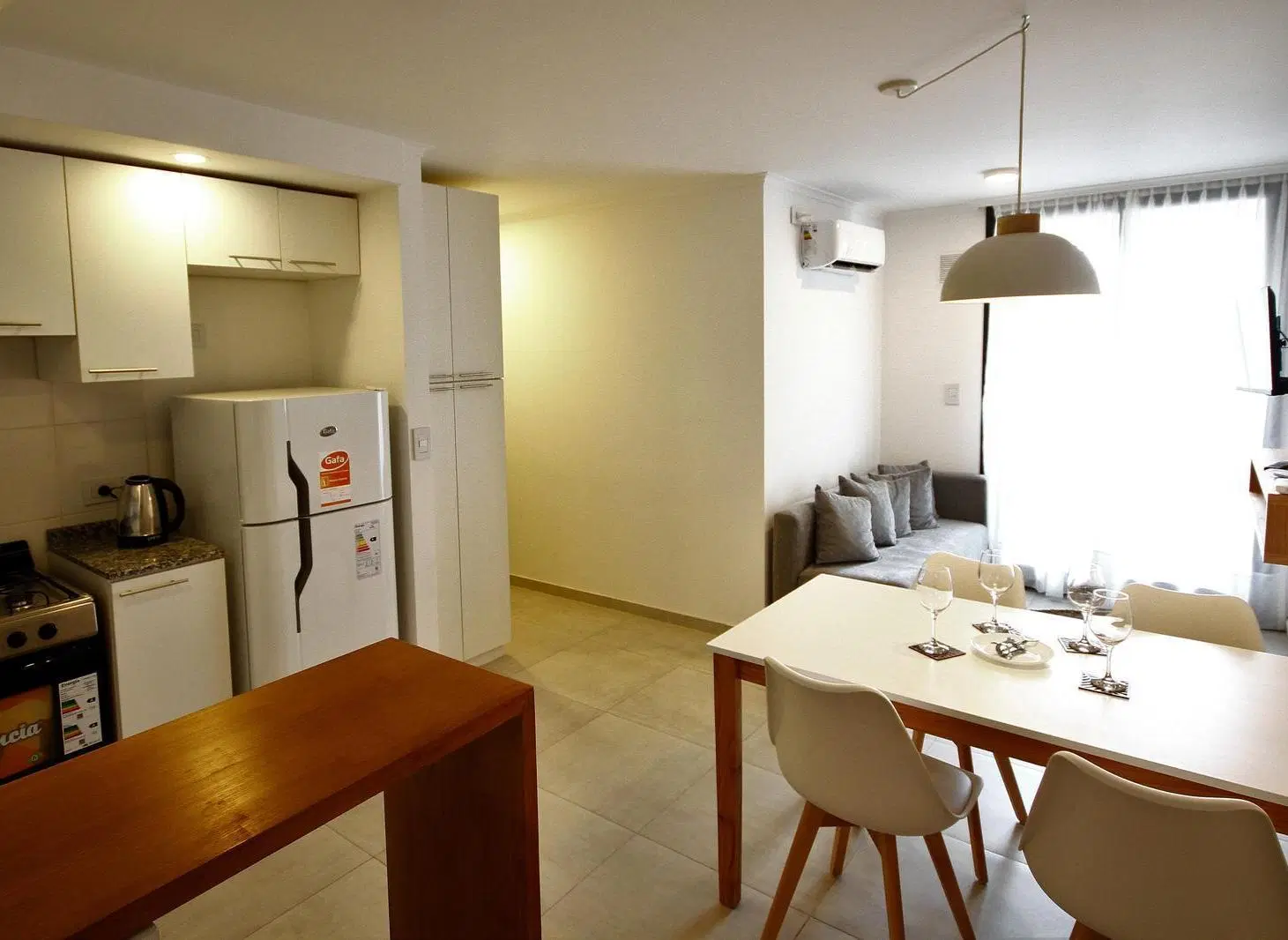 Departamento con Balcón en Alquiler - General Paz 1