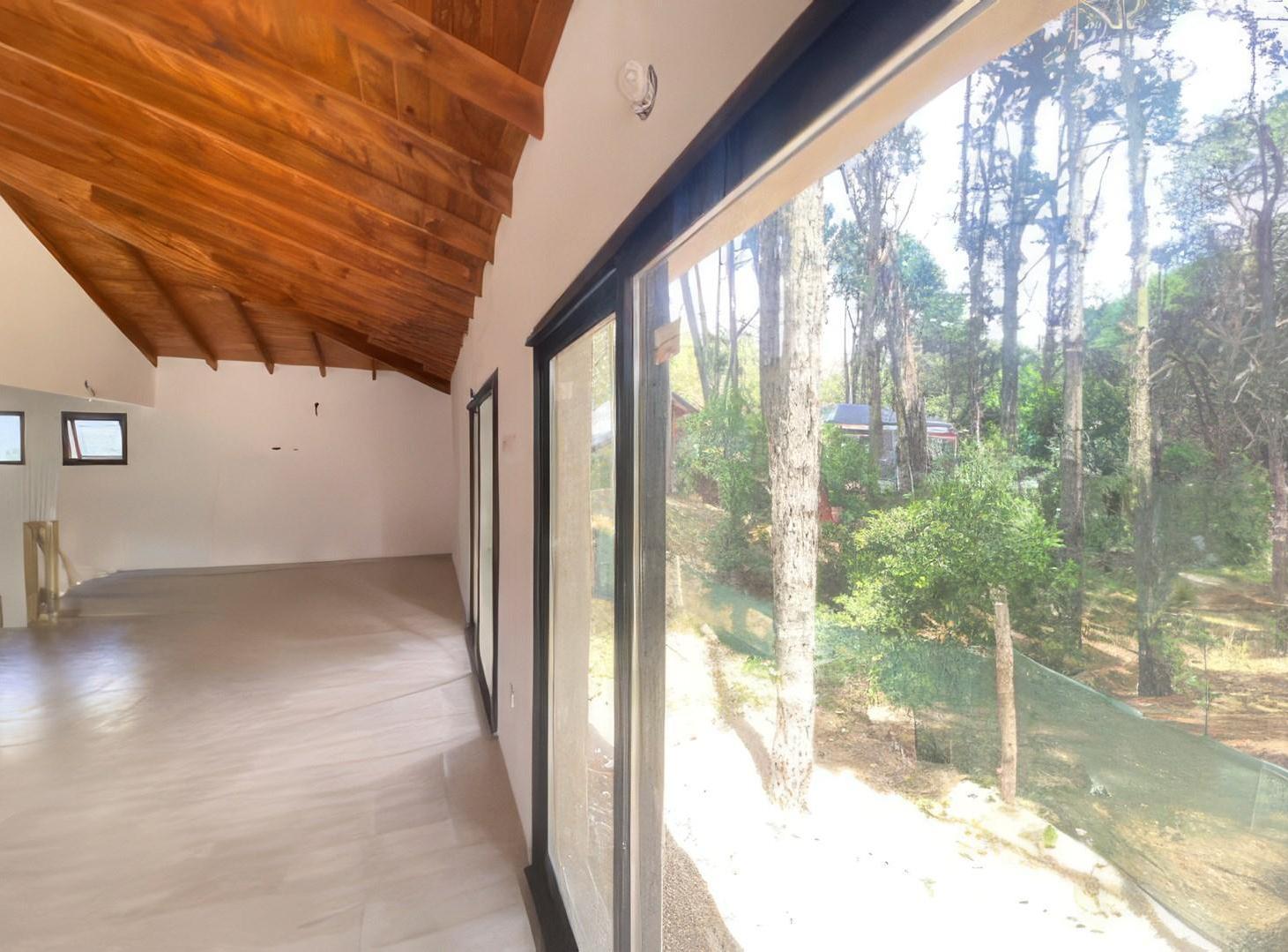 Foto de Casa Chalet en Venta en La Lucila del Mar, Costa Atlántica, Buenos Aires, imagen 2