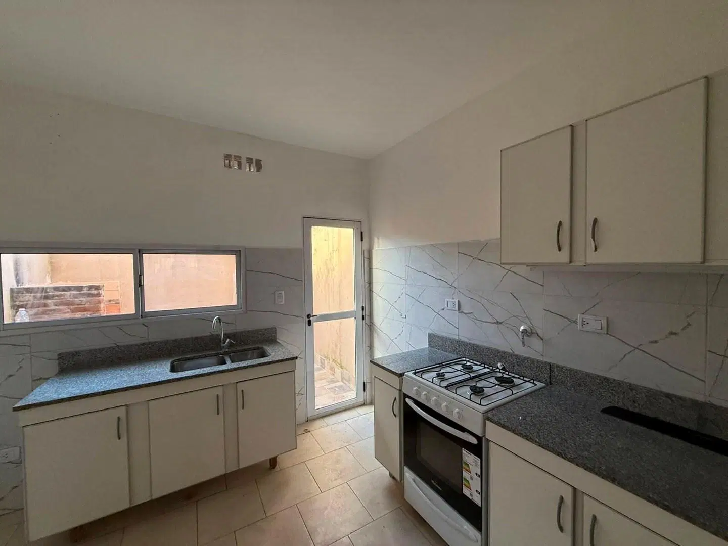 Departamento Dúplex  en Alquiler en General Pacheco, Tigre, G.B.A. Zona Norte 5