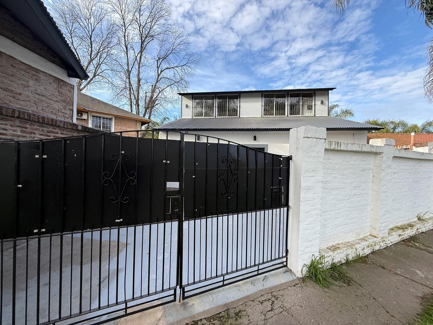 Foto de Casa Chalet en Alquiler en General Pacheco, Tigre, G.B.A. Zona Norte, imagen 2