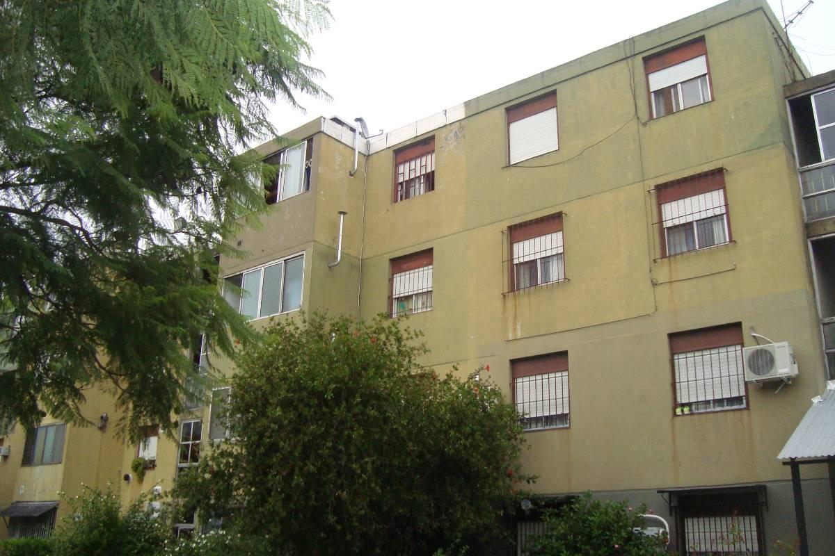 Longchamps: Barrio Viplastic. 3 Ambientes con Cochera Techada 5