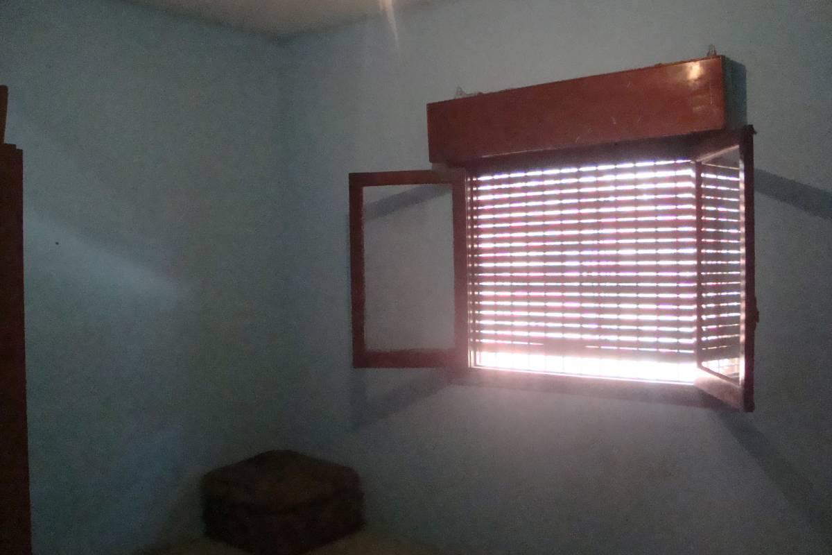 Foto de VENTA DE CASA EN GLEW. C/ ENTRADA PARA AUTO .GALPÓN. CERCA DE, imagen 4