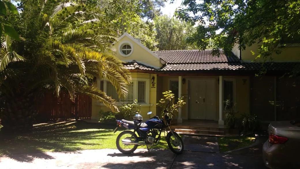 VENTA DE CASA EN GUERNICA: BARRIO CERRADO LAS NACIONES