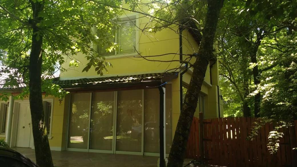 VENTA DE CASA EN BARRIO LAS NACIONES