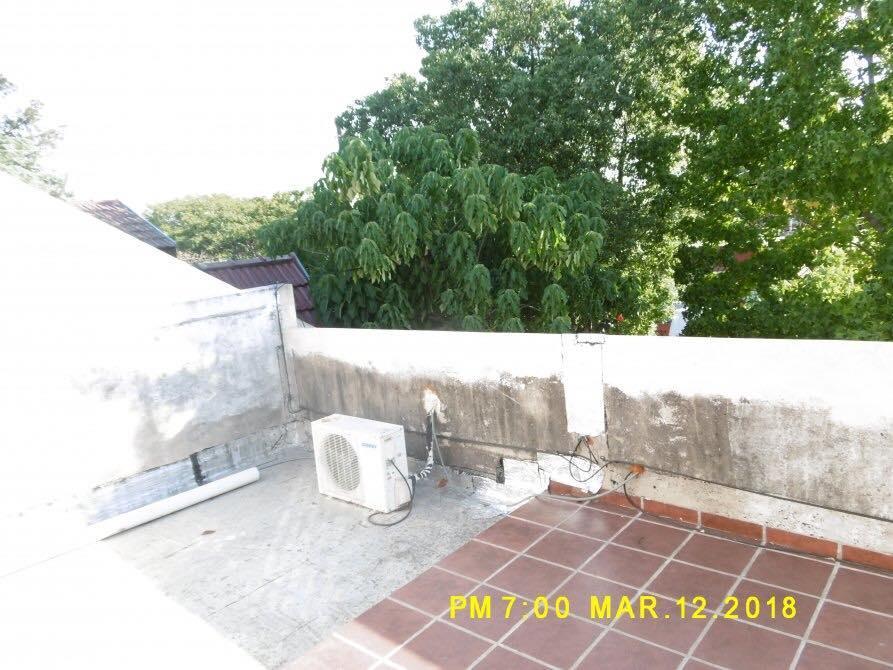 VENTA DE HERMOSA CASA EN LONGCHAMPS CENTRICO.3DORM/2 COCHERAS+FDO Y PQUE